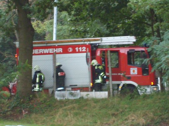 Übung der FF Bornim am Sportplatz